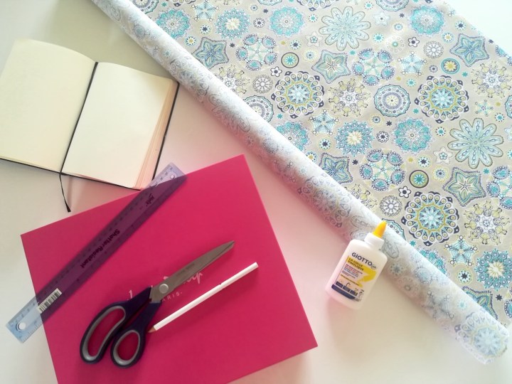 Matériel nécessaire pour réaliser la boîte en tissu