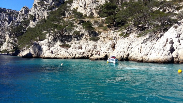 Cassis paisible bateau