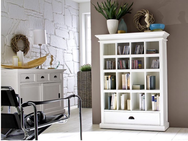 Bibliothèque en bois banc