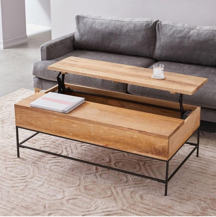 Table basse en bois massif
