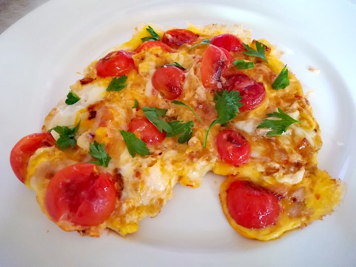 Une omelette aux tomates pour&nbsp;l&rsquo;été